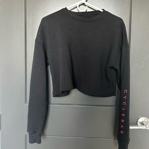 Cyclebar size small black crewneck cropped sweatshirt